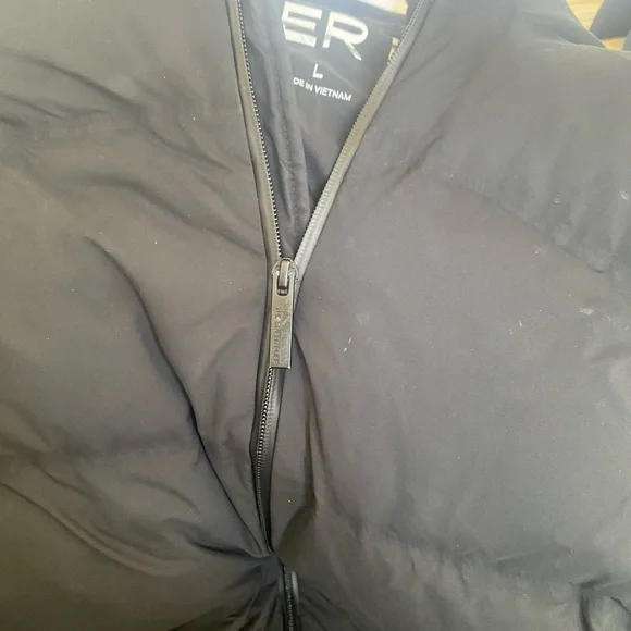 Aritzia TNA The Super Puff₂O™ Mid - Picture 14 of 16